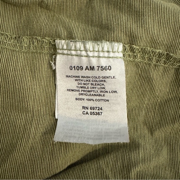 🔴 Columbia Medium Green Shirt - Picture 6 of 6